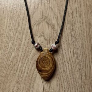 wooden pendant Acacia diamond